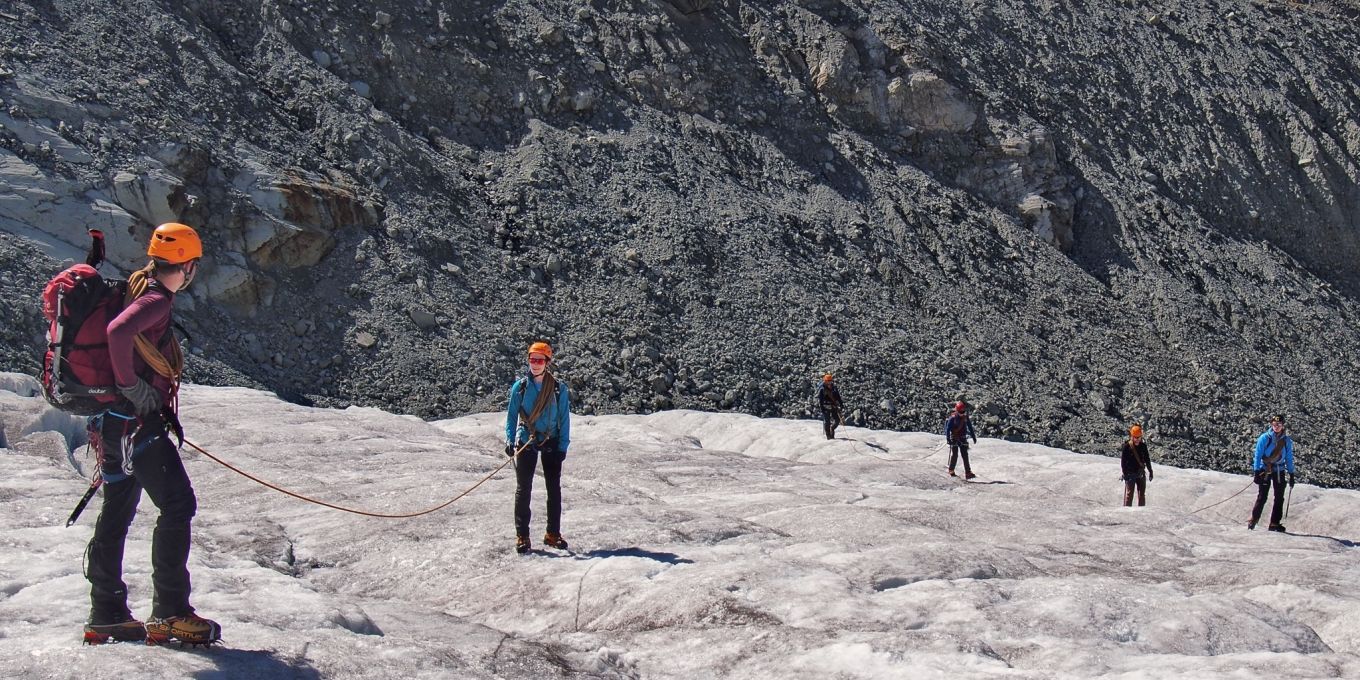 Student Alpine Mountaineering Alps 1
